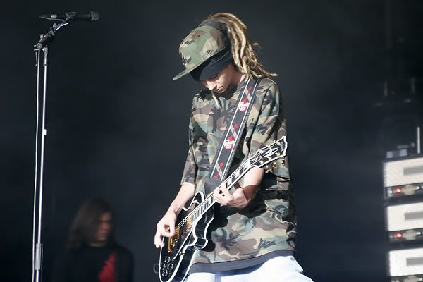 8718363.jpg