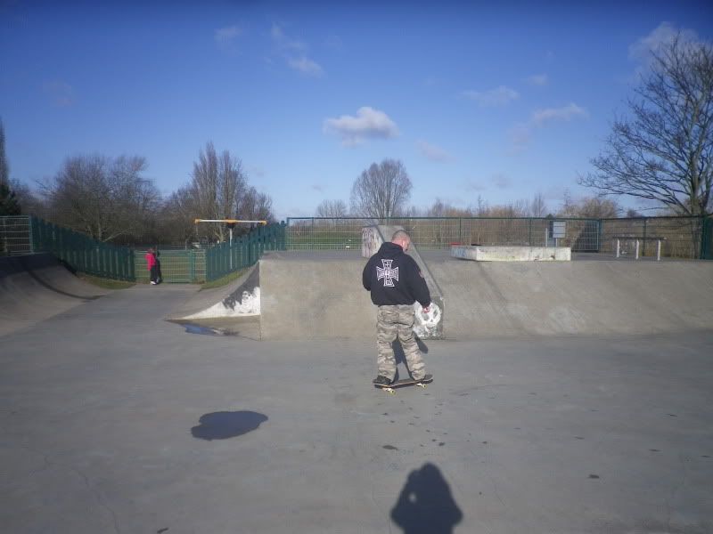 http://i46.photobucket.com/albums/f107/motostunter/IMGP1663.jpg