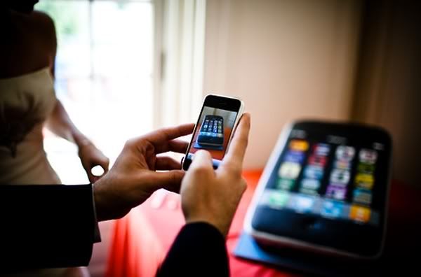 iPhone cake