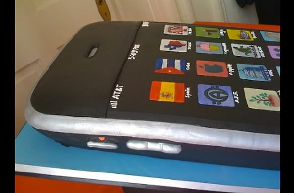 iPhone cake