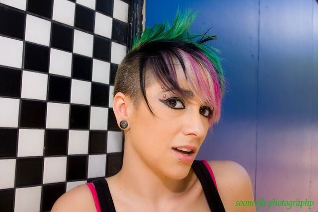 http://i46.photobucket.com/albums/f109/soonerjh/AA.jpg