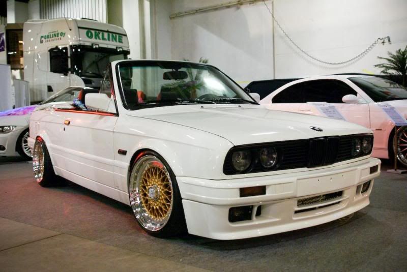 [Image: e30whiteee-1.jpg]