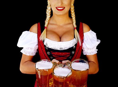 oktoberfestbabe.jpg