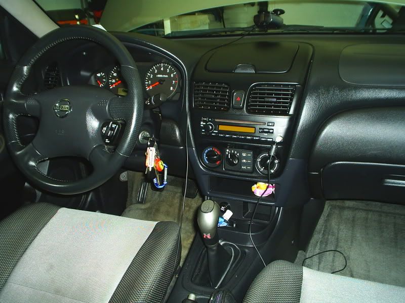 Cars Asyu Nissan Sentra 2004 Interior