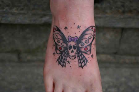 Tatuagem no pé Tatuagem-no-pe