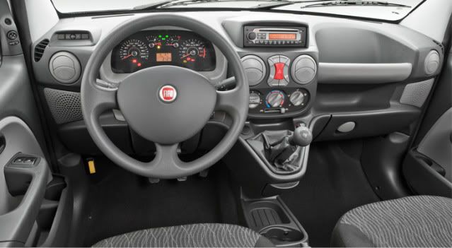 Fiat Dobló 2012 - Interno Fiat Dobló 2012 - Interno