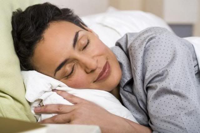 Dormir bem ajuda a prevenir Esclerose Múltipla Dormir bem