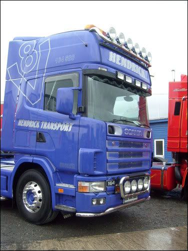 The TruckNet UK Drivers RoundTable • View topic - Scania V8's
