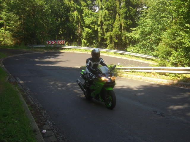http://i46.photobucket.com/albums/f129/kijktitan/DSCN8978.jpg http://i46.photobucket.com/albums/f129/kijktitan/DSCN8978.jpg