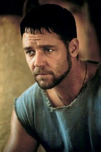 http://i46.photobucket.com/albums/f132/jacks727/russel_crowe.jpg