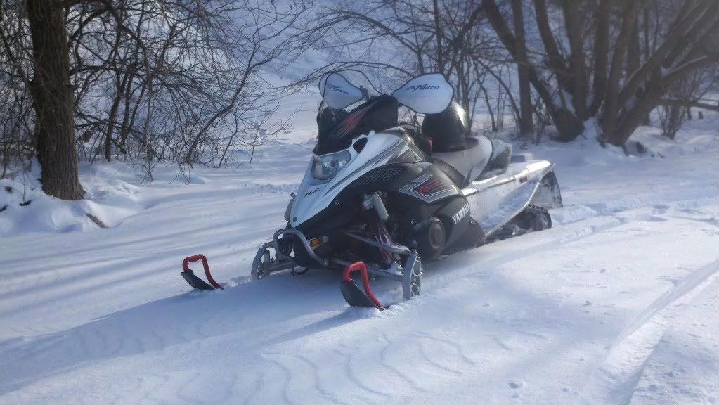 Snowmobiling201011103.jpg