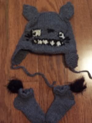 totoro hat & soot-sprite bootees