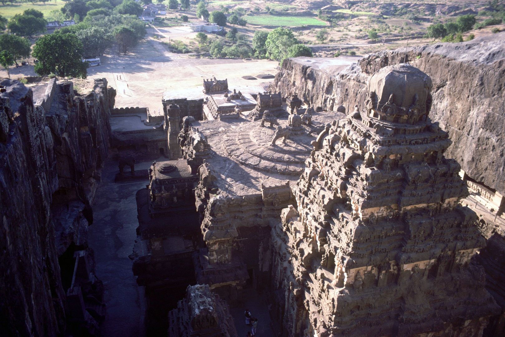 002_2_zpsea03712b.jpg