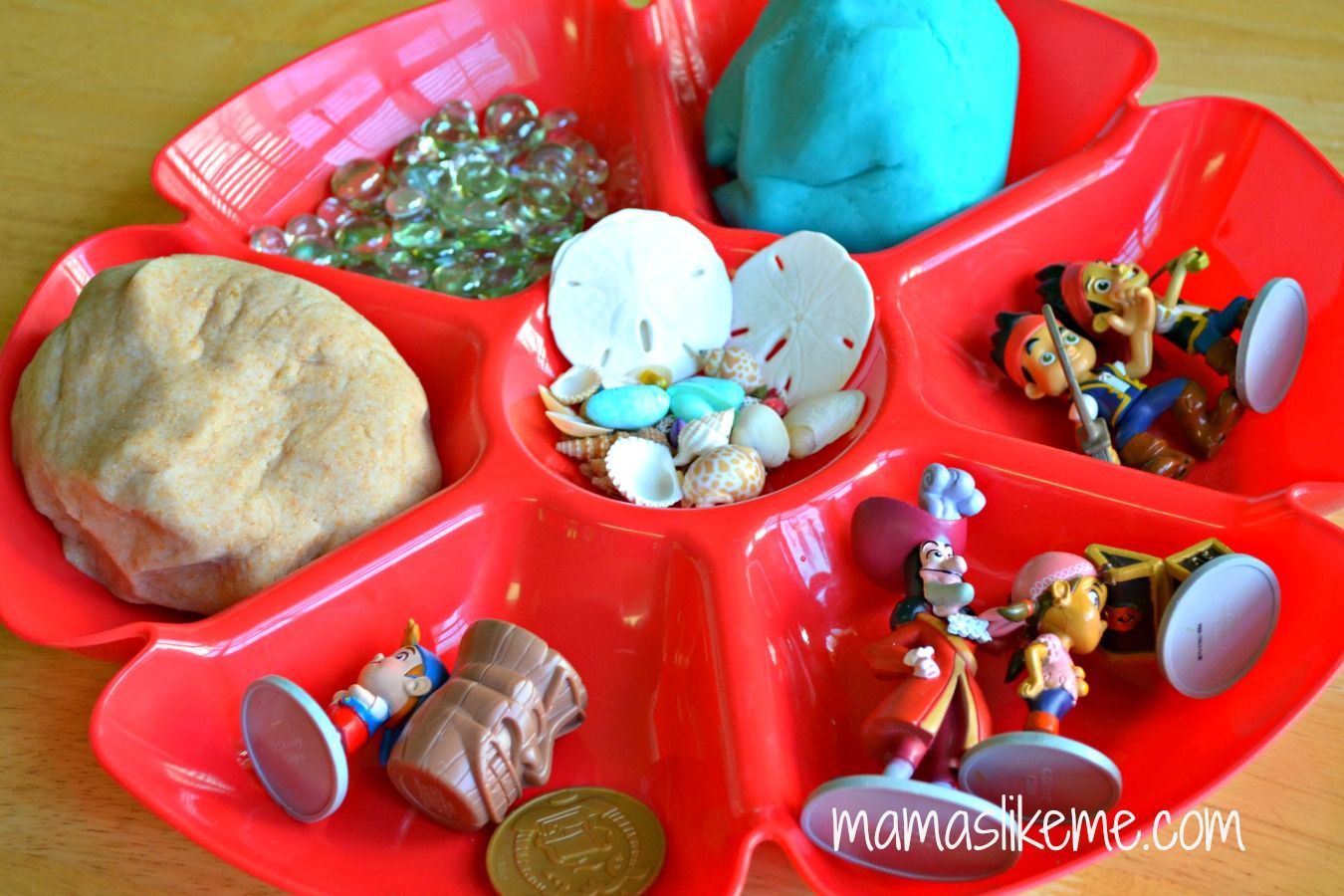 Pirate Island Invitation to Play - with sand and ocean dough recipes! - Mamas Like Me