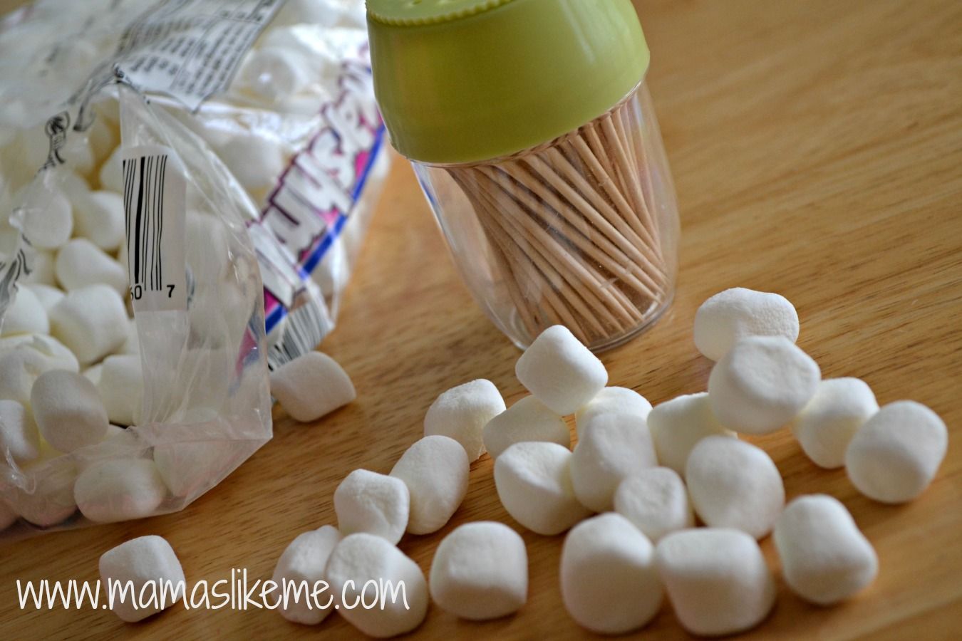 Marshmallow Snowflake Busy Bag Winter Activity for Fine-Motor Skills