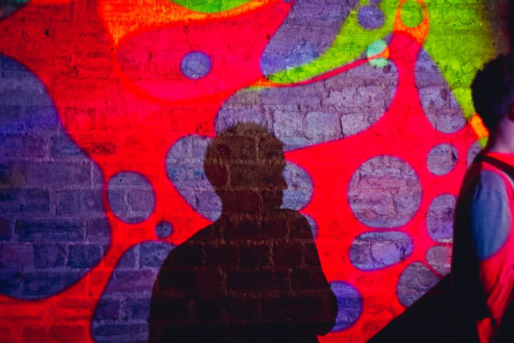 IMAGE: http://i46.photobucket.com/albums/f149/stuart_hatch/JB-5.jpg