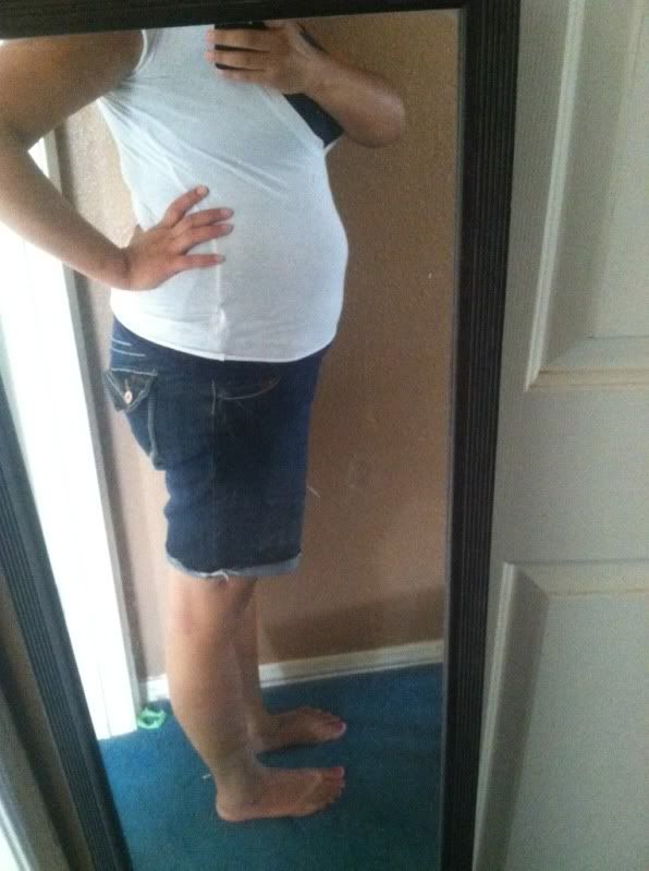 13 week baby bump plus size